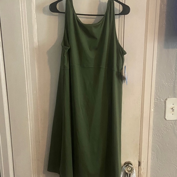 Columbia Forest Green Midi Dress - Picture 1 of 3